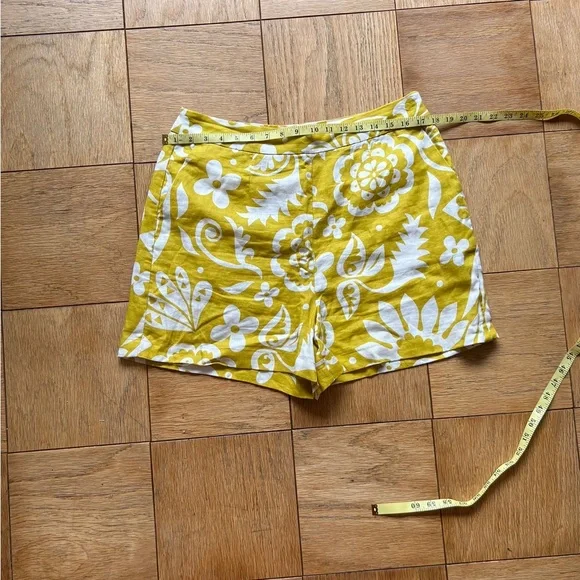 Boden Floral Women Shorts